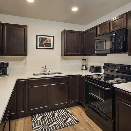 6E Family Friendly Redcliff Condo, Pool & Hot Tub Moab Exterior photo